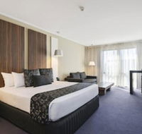 Quality Hotel Taylors Lakes - Accommodation Newcastle