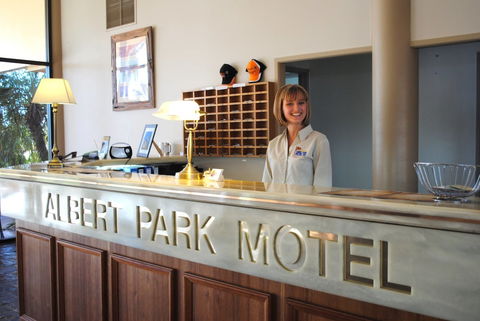 Albert Park Motor Inn - Accommodation Newcastle 3