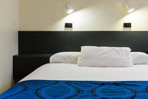 Albatross Bay Resort - Accommodation Newcastle 6