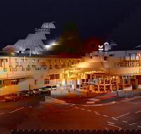 The Lighthouse Hotel - Accommodation Newcastle