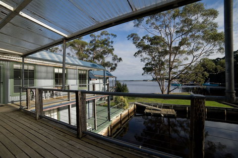 Risby Cove - Accommodation Newcastle 3