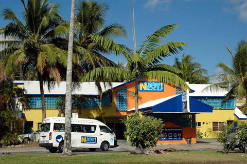 Njoy! Travellers Resort - Accommodation Newcastle 0