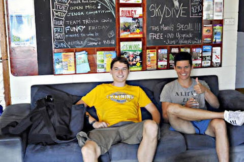 Njoy! Travellers Resort - Accommodation Newcastle 6