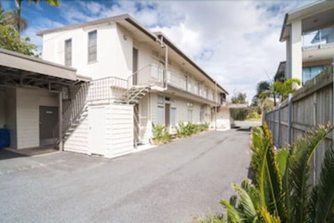 Golden Shores Airport Motel - Accommodation Newcastle 5