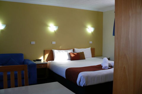Park Beach Resort Motel - Accommodation Newcastle 3