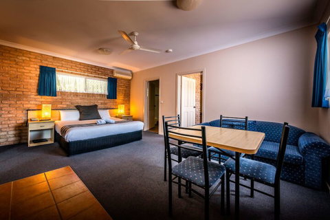 Park Beach Resort Motel - Accommodation Newcastle 5