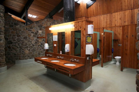 Discovery Parks - Cradle Mountain - Accommodation Newcastle 6