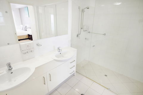Gladstone City Central Apartment Hotel - Accommodation Newcastle 4