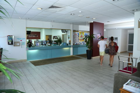 Equinox Resort - Accommodation Newcastle 4