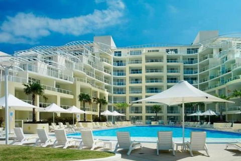 Mantra Ettalong Beach - Accommodation Newcastle 1