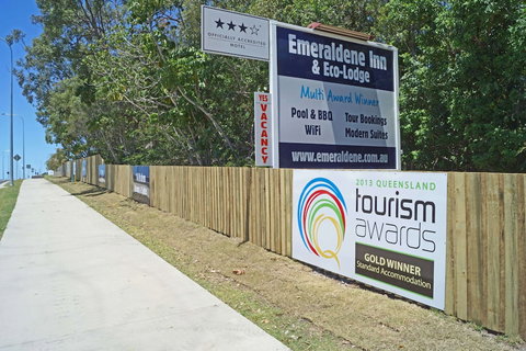 Emeraldene Inn & Eco-Lodge - Accommodation Newcastle 2