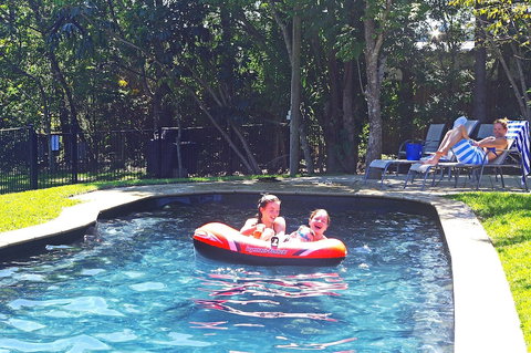 Emeraldene Inn & Eco-Lodge - Accommodation Newcastle 5