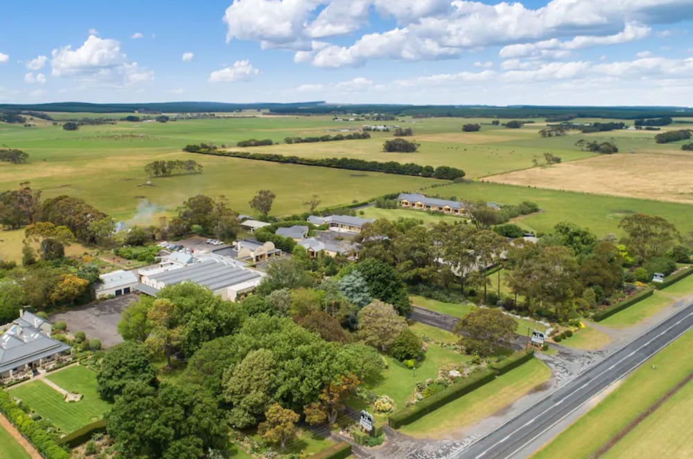 Burrungule SA Accommodation Newcastle