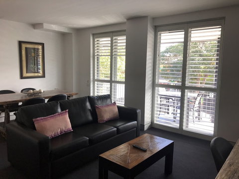 Crown On Darby - Accommodation Newcastle 3