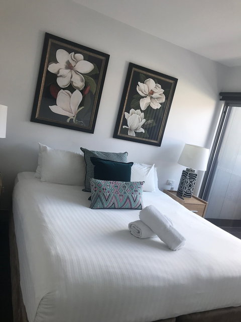 Crown On Darby - Accommodation Newcastle 6