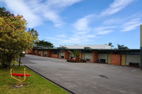 Comfort Inn & Suites Lakes Entrance - Accommodation Newcastle 1