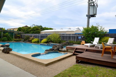 Comfort Inn & Suites Lakes Entrance - Accommodation Newcastle 2