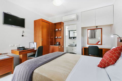 Comfort Inn & Suites Burwood - Accommodation Newcastle 3