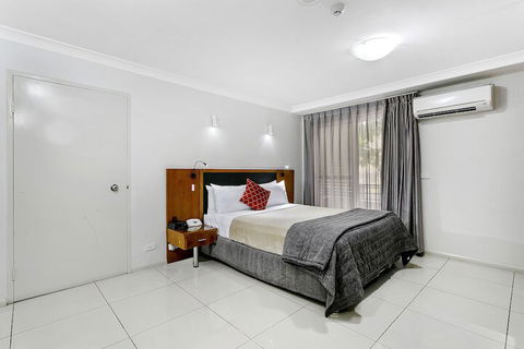Comfort Inn & Suites Burwood - Accommodation Newcastle 6
