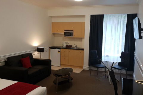Beaumont Kew - Accommodation Newcastle 5