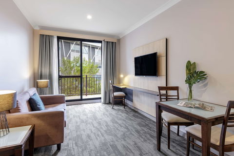 Oaks Sydney North Ryde Suites - Accommodation Newcastle 5