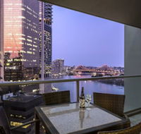 Oaks Brisbane on Felix Suites - Accommodation Newcastle