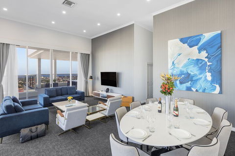 Meriton Suites Bondi Junction - Accommodation Newcastle 7