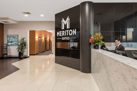 Meriton Suites Bondi Junction - Accommodation Newcastle 4