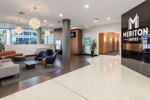 Meriton Suites Bondi Junction - Accommodation Newcastle 5