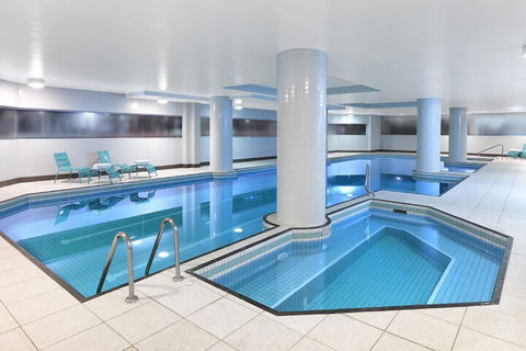 Meriton Suites Bondi Junction - Accommodation Newcastle 2