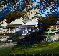 Lake House Daylesford - Accommodation Newcastle