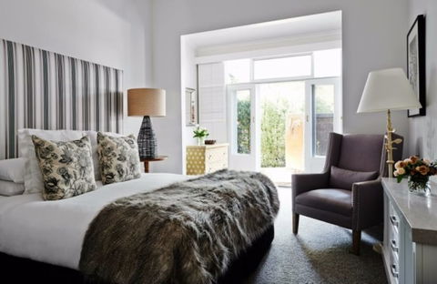 Lake House Daylesford - Accommodation Newcastle 3