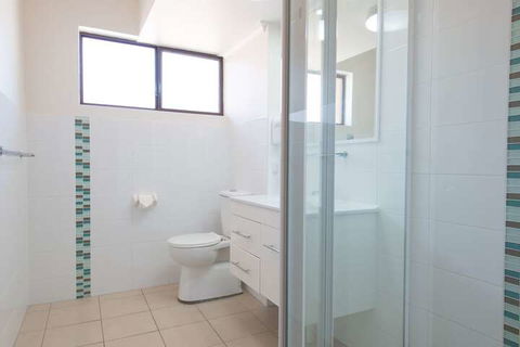 Vacation Village - Accommodation Newcastle 6