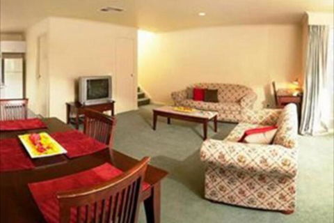 Alphington Serviced Apartments - Accommodation Newcastle 2