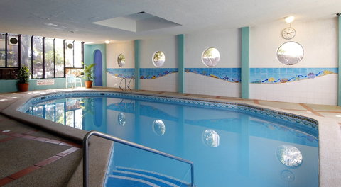 Breakfree Acapulco - Accommodation Newcastle 6