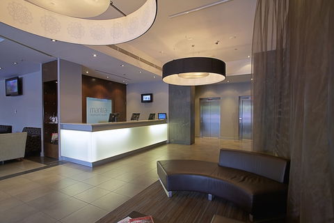 Mantra Hindmarsh Square - Accommodation Newcastle 4