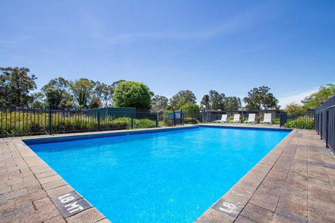 Quality Inn And Suites Traralgon - Accommodation Newcastle 2