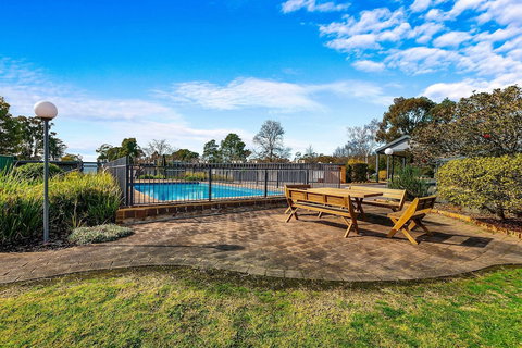 Quality Inn And Suites Traralgon - Accommodation Newcastle 3