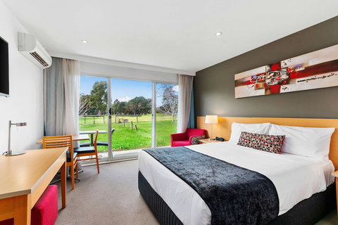 Quality Inn And Suites Traralgon - Accommodation Newcastle 5