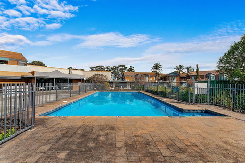 Quality Inn And Suites Traralgon - Accommodation Newcastle 1