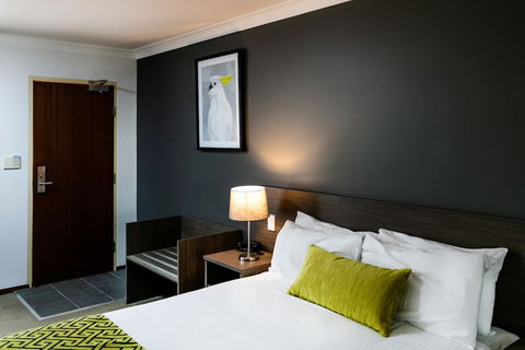 Best Western Plus Ambassador Orange - Accommodation Newcastle 6