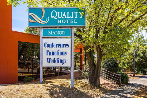 Quality Hotel Manor - Accommodation Newcastle 0