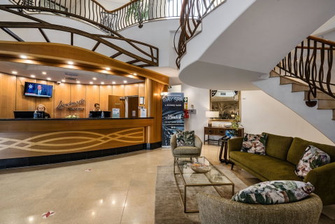 Landmark Resort - Accommodation Newcastle 2
