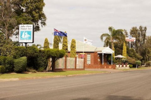John Pirie Motor Inn - Accommodation Newcastle 0