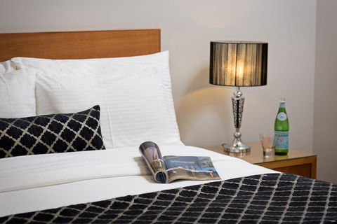 Ringwood Royale - Accommodation Newcastle 6