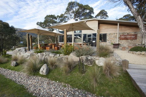 Lake Crackenback Resort & Spa - Accommodation Newcastle 2