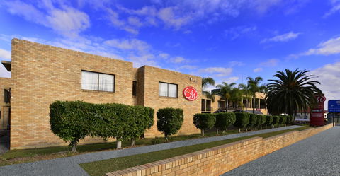 Metro Inn Ryde - Accommodation Newcastle 0