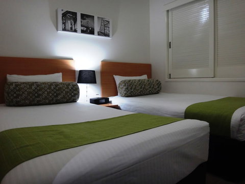 Quest On Story Bridge - Accommodation Newcastle 5