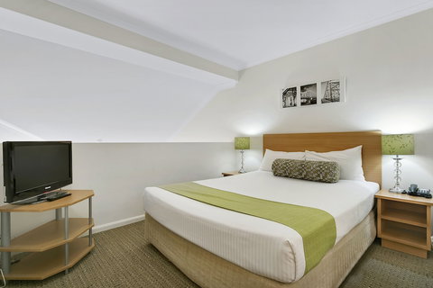 Quest On Story Bridge - Accommodation Newcastle 4