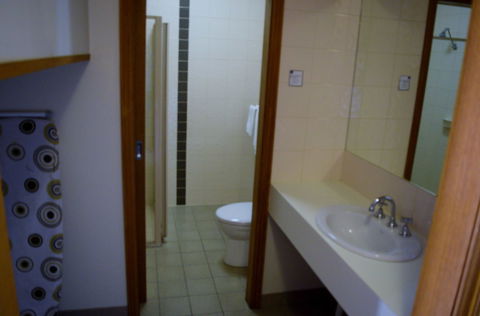 Bakery Hill Motel - Accommodation Newcastle 3
